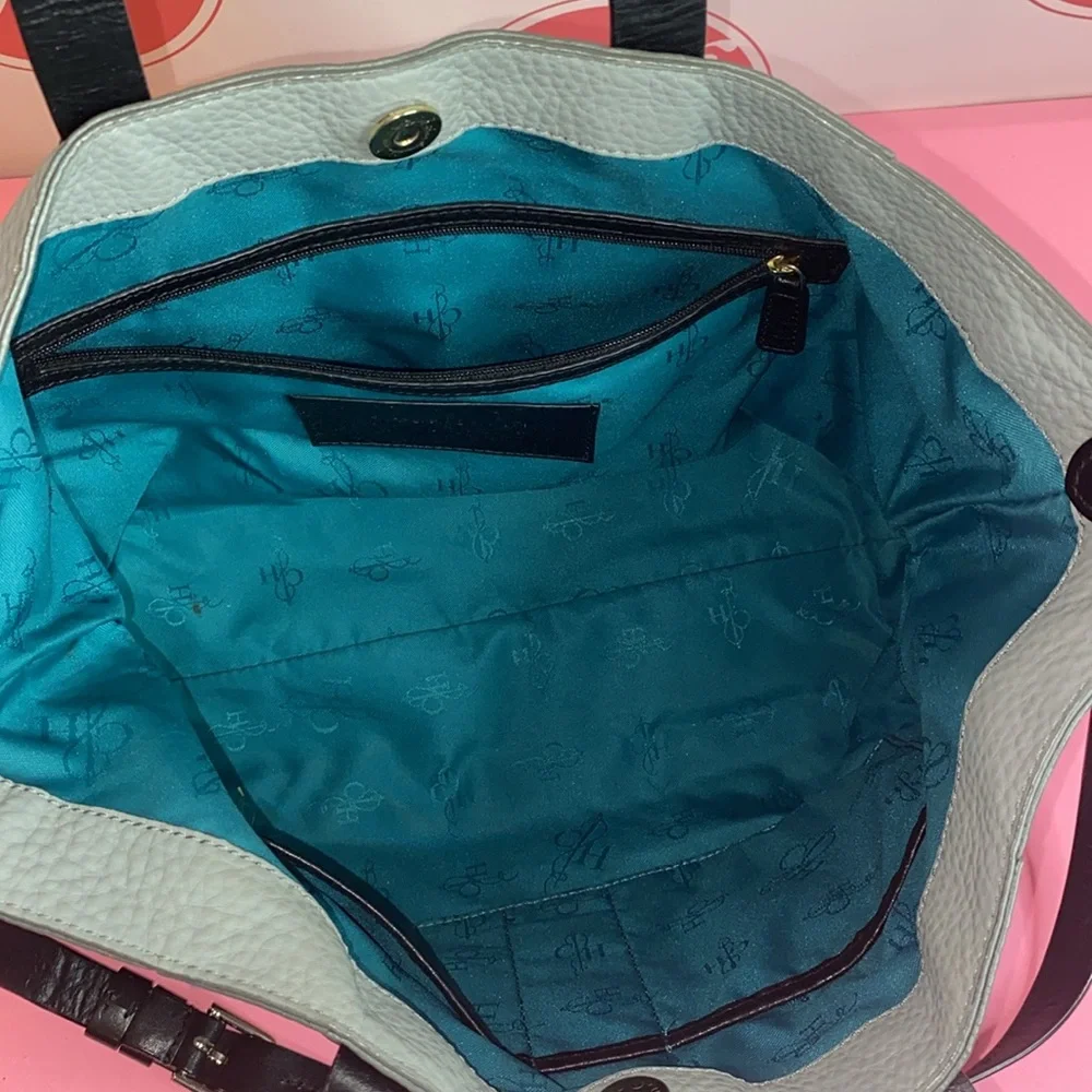 Cole Haan - Picture 5 of 7